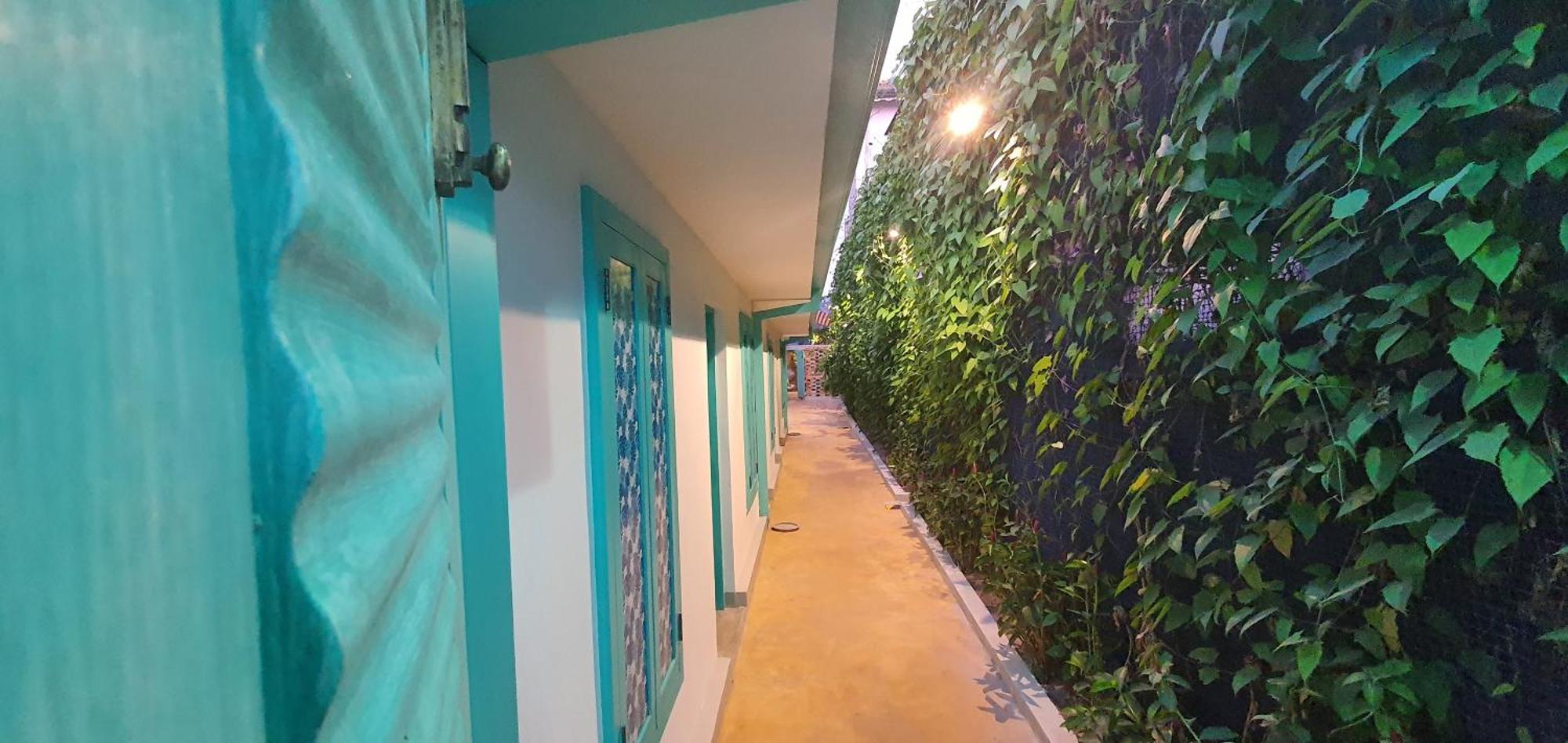 Hello Airport Hotel, Katunayaka Exterior photo